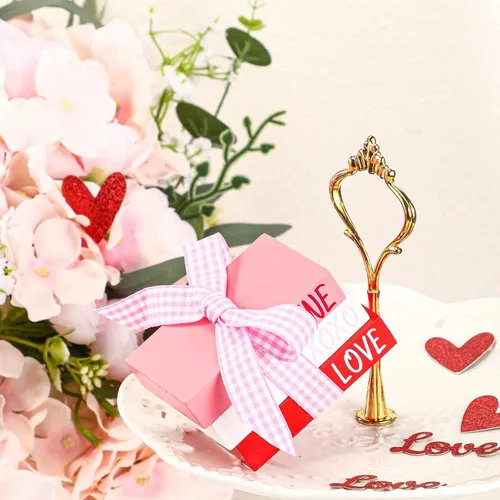 Vista 3 de Blulu Mini libros de madera decorativos para el día de San Valentín, 3 piezas de madera falsa, decoración de entrada, libros apilados de madera