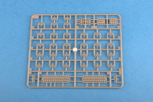 Vista 10 de Hobby Boss Alemán Pz.kpfw.I Ausf.F VK 18.01 Kit de Vehículo Militar Temprano
