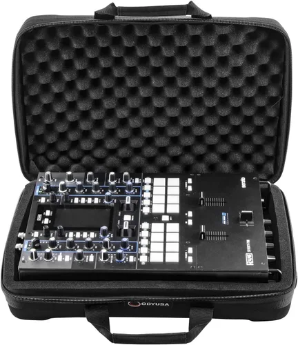 Vista 18 de Odyssey Cases 7″ Vinilo/Utility Black Krom™ Case Capacidad para 60 discos