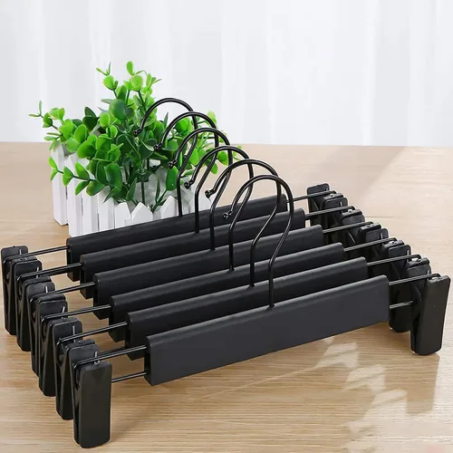 Vista 8 de NORTHERN BROTHERS Perchas para pantalones, paquete de 10 – Percha de plástico negro con clips – Ajustable, antideslizante, ahorro de espacio