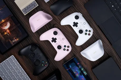 Vista 7 de 8Bitdo Ultimate 2.4g Wireless Controller with Charging Dock, 2.4g Controller for Windows, Android, Steam Deck & Raspberry Pi (Pastel Pink)
