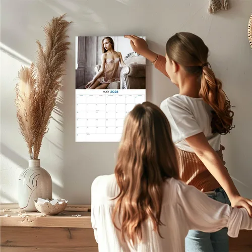 Vista 384 de Calendario de grises africanos 2025 2026 – Planificador mensual de pared de aves africanas – 12 x 18 pulgadas (abierto), calendario de pared
