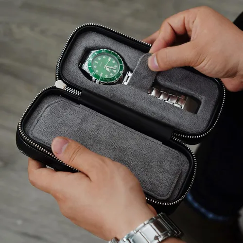 Vista 7 de Mr.Okay Funda de viaje para 2 relojes funda de cuero profesional para hombre, organizador de relojes portátil para almacenamiento y exhibición.