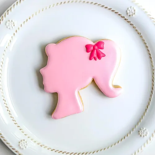 Vista 3 de Ann Clark - Cortador de galletas con cabeza de muñeca, 4 pulgadas, fabricado en Estados Unidos