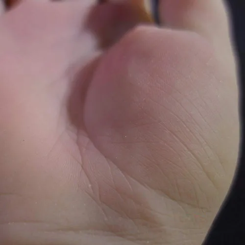 Vista 6 de 2 herramientas de manicura para manos de práctica suave, de silicona flexible, para manos protésicas, los dedos se pueden doblar, reutilizables