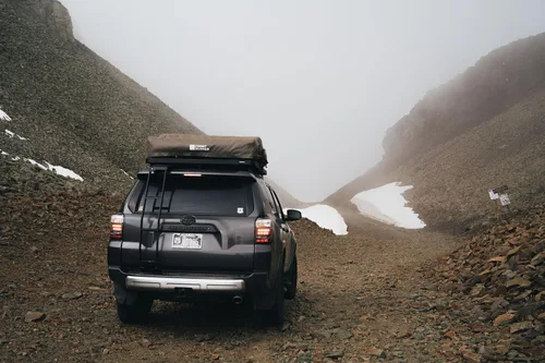 Vista 7 de Front Runner Escalera Toyota 4Runner (5ª generación)