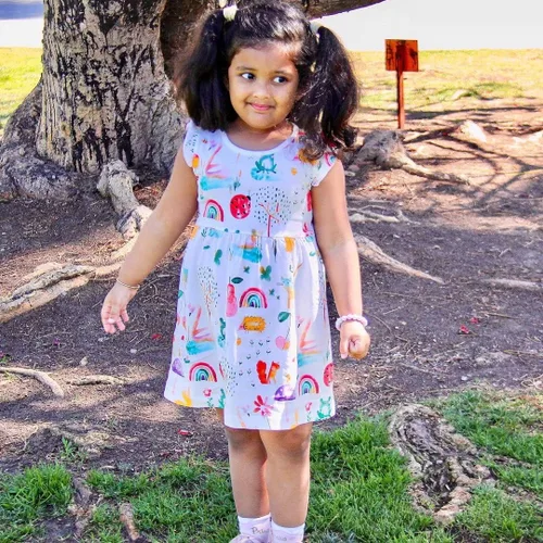 Vista 5 de Bumeex Ropa para niñas pequeñas, de algodón, manga corta, casual, vestidos para niñas de 2 a 7 años