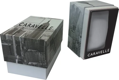 Vista 4 de Caravelle by Bulova - Reloj de cuarzo clásico de 3 manecillas para mujer, con números romanos, caja rectangular, cristal mineral curvo
