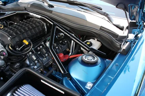 Vista 4 de Hotchkis 20109 Chassis Max Strut Brace para Camaro 2010