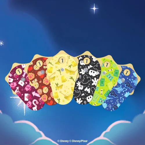 Vista 6 de Asmodee Dixit Disney Edition Juego de Mesa - Sumérgete en una Aventura Mágica de Narración, Divertido Juego Familiar para Niños y Adultos, Edades