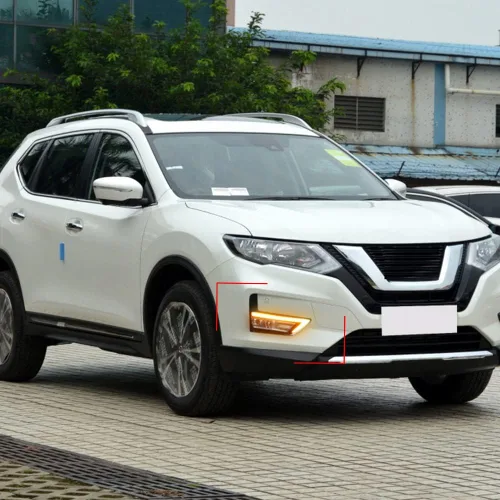 Vista 6 de BAKUGO 2 unids luz diurna niebla lámpara cubierta DRL luz de señal de giro para Nissan X-Trail Rogue 2017 2018 2019 2020