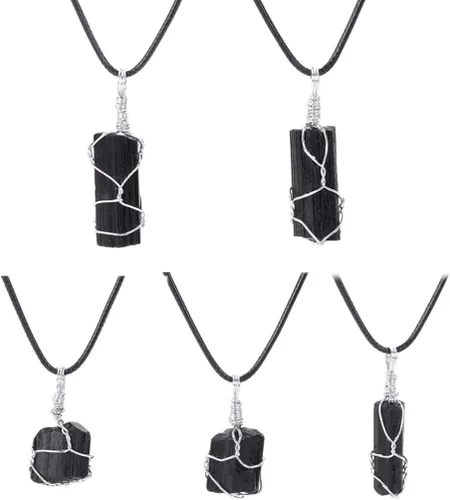 Vista 9 de Holibanna Raw Tourmaline Stones Black Tourmaline Necklace Healing Pendant Necklace for Woman without Leather Rope Random
