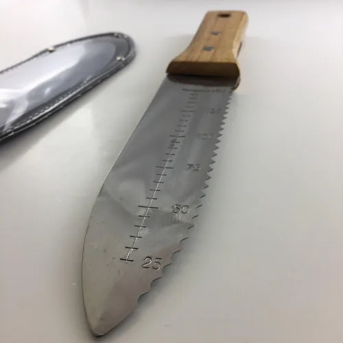 Vista 3 de Bonsai Outlet Tinyroots - Cuchillo Hori Hori para jardinería, herramientas de jardín multiusos utilizadas para excavar, cortar y deshierbar, acero