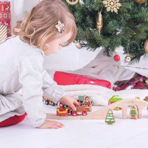 Vista 5 de Bigjigs Rail Trineo de Papá Noel con reno: otras marcas principales de rieles de madera son compatibles