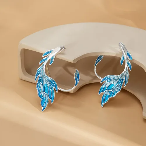 Vista 4 de Aretes de metal con forma de elfo de zinc y hada, estilo animé azul para mujer, Nylon, Diamante