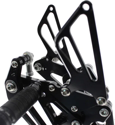 Vista 6 de Reposapiés de motocicleta ajustable de aluminio para Yamaha FZ-09 MT09 2014 2015 2016 2017 2018 2019 2020 2011 2012 (negro)