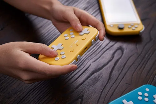 Vista 7 de 8Bitdo Lite Bluetooth Gamepad for Switch Lite, Switch & Windows (Yellow Edition)