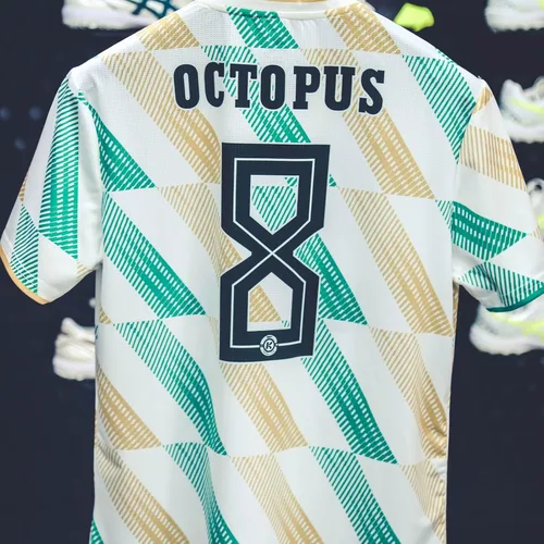 Vista 6 de Los hombres modifican la camiseta de fútbol, personaliza tu propio equipo de fútbol, uniforme de entrenamiento de equipo semi profesional