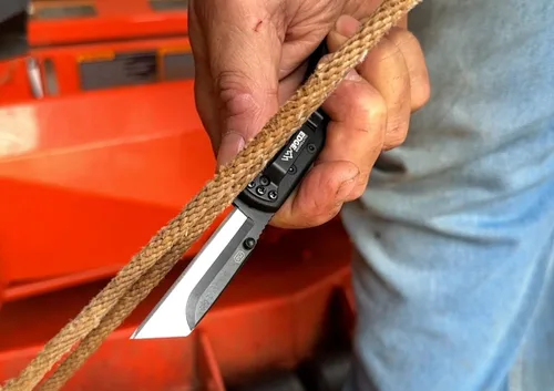 Vista 7 de OUTDOOR EDGE 2.5" RAZOR-WORK - Cuchillo plegable de utilidad con hoja reemplazable RazorSafe (Negro, 2 hojas)