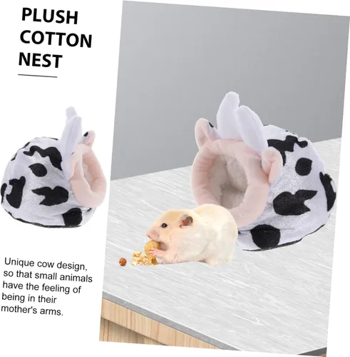Vista 4 de VILLCASE Hámster de algodón para mascotas, acogedor escondite para conejillos de indias, cama de algodón cálida y adorable con estampado de vaca