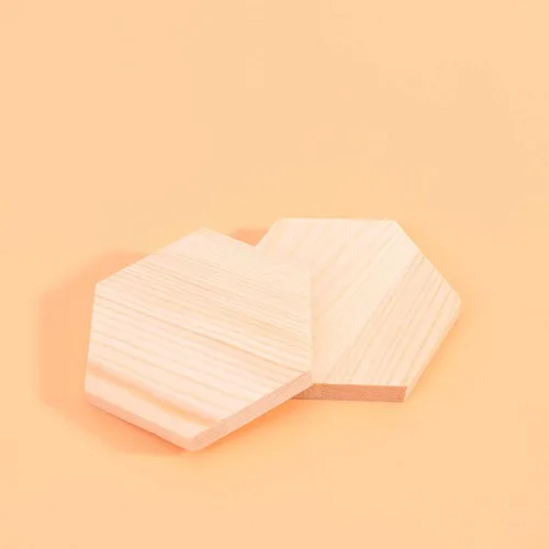 Vista 3 de Tablón en forma de T, 10 bloques de madera de pino hexagonal, decoraciones de bricolaje y tablones de manualidades