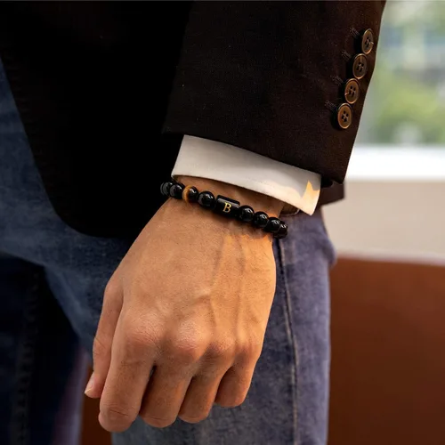 Vista 2 de Apzzic 0.394in A-Z letra inicial natural negro ónix ojo de tigre piedra pulsera alivio del estrés pulsera cuerda trenzada ajustable para hombres