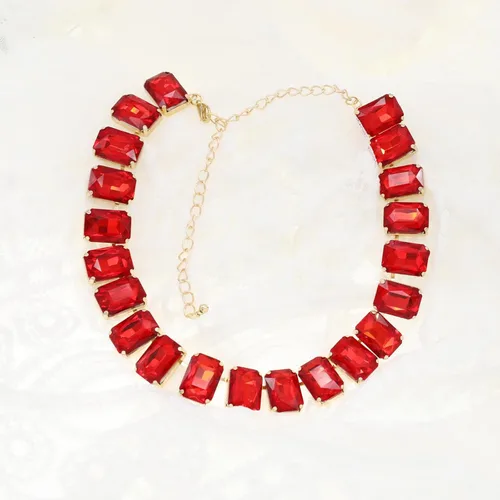 Vista 7 de Gargantilla de cristal con diamantes de imitación para mujer, pieza de declaración de esmeralda, collar de cadena dorada con cuello de cristal