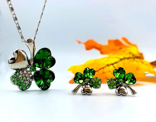 Vista 2 de Collar de trébol de cuatro hojas Joyas de trébol verde del día de San Patricio Buena suerte Collar de trébol verde, aretes, pulsera, broche