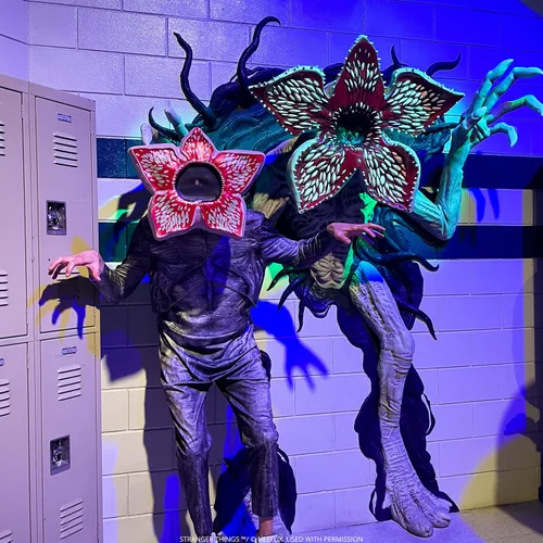 Vista 3 de Pop! Mask, Funko Character Inspired Costume Accessory and Wall Art Piece