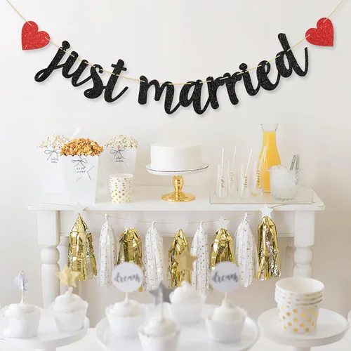 Vista 4 de Cartel de Just Married – Cartel de boda – Decoración de despedida de soltera de boda (negro y rojo)