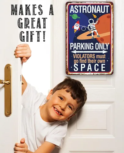 Vista 4 de Astronaut Parking Only - Decoración genial para sala de juegos y letrero de guardería, decoración de planeta para habitación de niños y niños