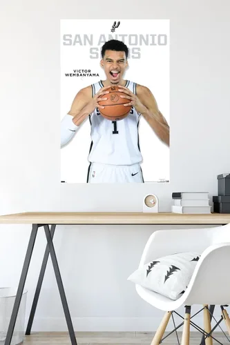 Vista 6 de Póster de pared de la NBA San Antonio Spurs - Victor Wembanyama largometraje de la serie 23