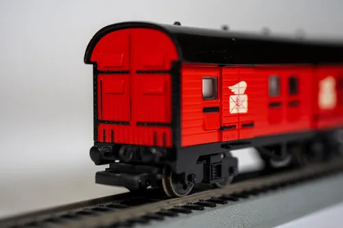 Vista 5 de Bachmann Trenes - THOMAS & FRIENDS MAIL CAR - ROJO - Escala HO