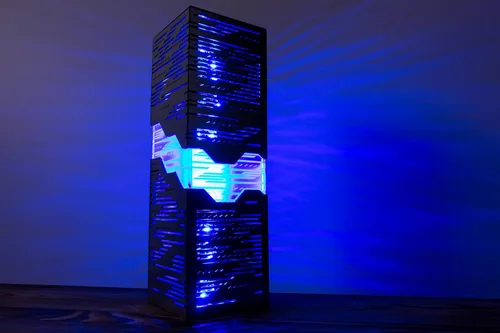 Vista 9 de Lámpara de noche Neon Horizon Estilo futurista de aspecto metálico Linterna hecha a mano
