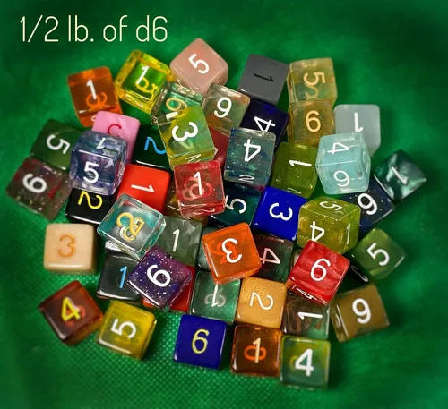 Vista 3 de Media libra de dados poliédricos (aproximadamente 60) incluyendo 4 juegos (d4, d6, d8, d10, d%, d12, d20) en colores mixtos