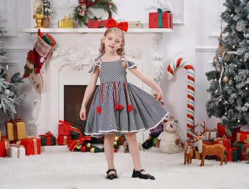 Vista 11 de IDOPIP Vestido de fiesta de Navidad para mujeres y niñas, vestido de tutú a cuadros rojos con capa con capucha, disfraz familiar a juego