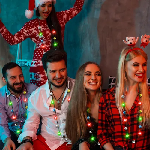 Vista 5 de EOBOH Collar de Luces de Navidad, 3 Piezas Collares de Navidad con Campanas que se Iluminan, Collares de Cascabeles de Navidad para Mujeres