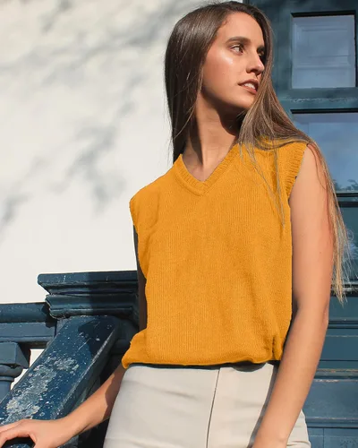 Vista 4 de TINKUY PERU - Chaleco de lana de alpaca con cuello en V para mujer, S-4XL