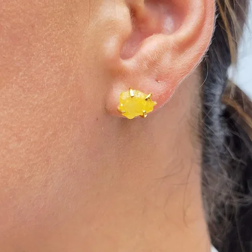 Vista 126 de Aretes de piedra preciosa natural en bruto con oro amarillo sobre plata de ley 925, 6 a 0.276 in, regalo de piedra de nacimiento de calidad genuina