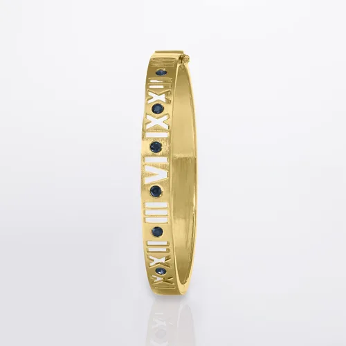 Vista 3 de Ross-Simons Pulsera de 0,90 quilates con números romanos de zafiro en oro de 18 quilates sobre ley