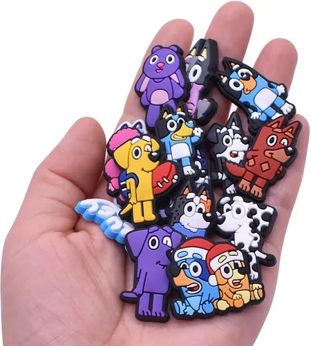 Vista 4 de Paquete de 29 dijes para zapatos, decoraciones sin repetición para zapatos de dibujos animados, accesorios para niñas, niños, adolescentes, niños