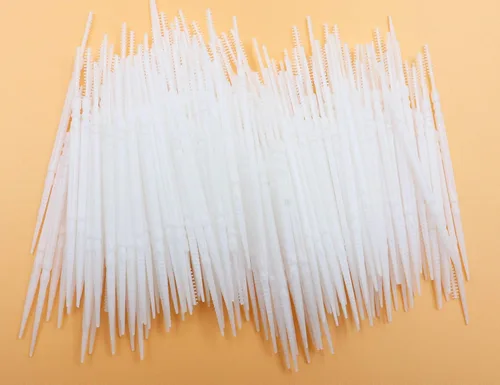 Vista 9 de LBY Palillos de dientes de plástico, palillos interdentales con cepillo y puntas planas de rombo, herramienta de limpieza de dientes caseros