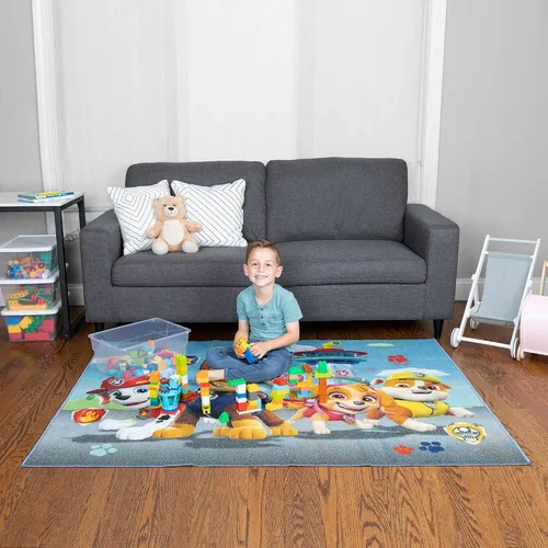 Vista 2 de Franco Paw Patrol - Paquete de decoración de habitación infantil con alfombra de área (69 x 52 pulgadas) y cortinas de ventana (82 x 63 pulgadas)
