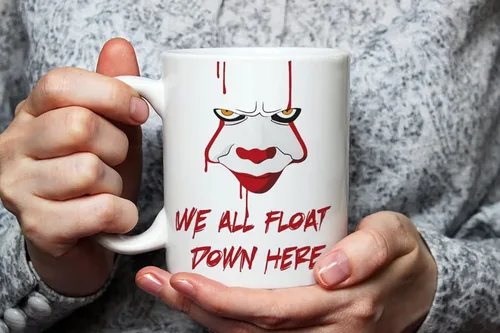 Vista 3 de Fonhark - Taza de café Pennywise, We All Float Down Here, taza de café novedosa de 11 onzas, color blanco