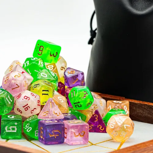 Vista 6 de Juego de 10 dados poliédricos DND (70 piezas) con 2 bolsas de cuero, juego de dados D&D para Calabozos y Dragones, juegos de mesa RPG