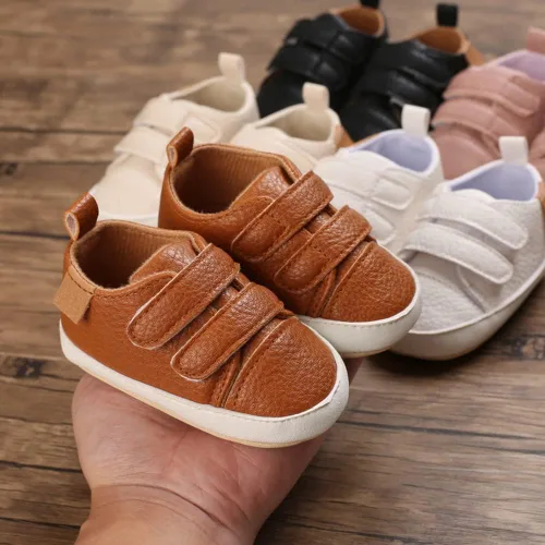 Vista 6 de Clowora Zapatos para bebés niños y niñas, suela de goma antideslizante, zapatos de cuna para recién nacidos, mocasines planos.