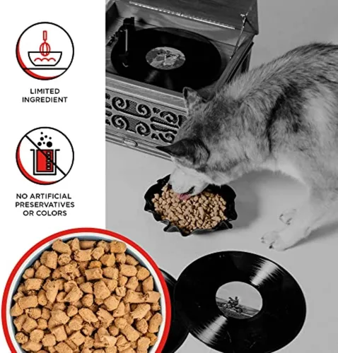 Vista 3 de BIXBI Rawbble - Alimento liofilizado para perros, receta de res, 4.5 onzas, 98% de carne y órganos, sin rellenos, comida cruda para perros apta