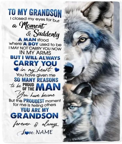 Vista 6 de Manta personalizada con texto en inglés «To My Grandson from Grandma Grandpa You Will Never Lose Lion Nison», manta de forro polar personalizada