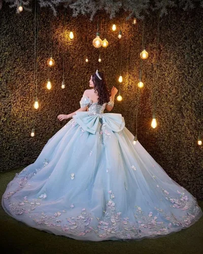 Vista 3 de Mauuwy Vestidos de quinceañera florales en 3D, vestido de baile de tul brillante hinchado, dulce 16 vestidos de encaje con hombros descubiertos
