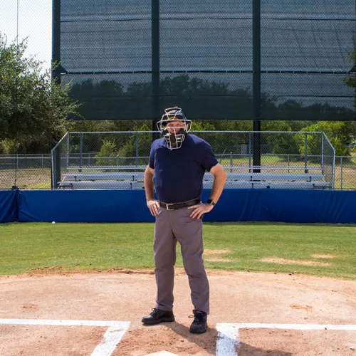 Vista 6 de Champion Sports Umpire Chest Protector